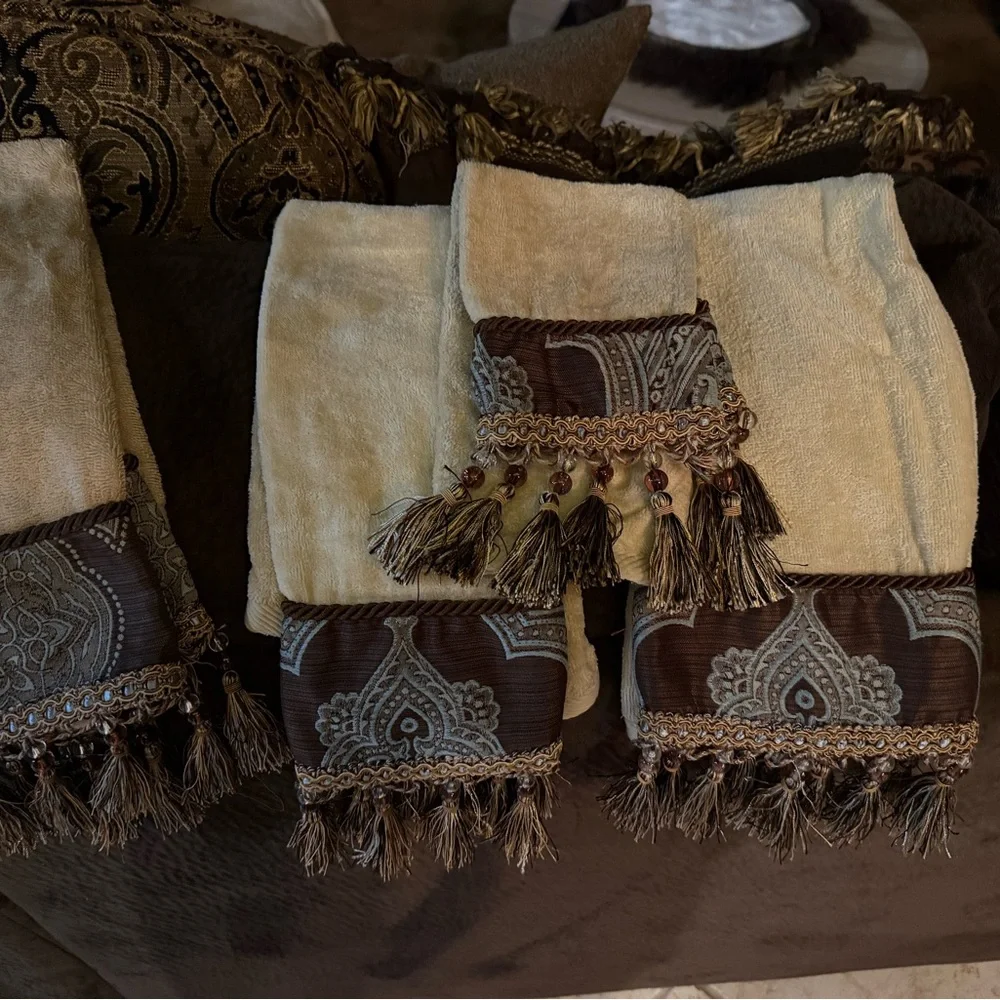 Custom swag bling bathroom Tuscan home handtowel luxury cotton towel set
